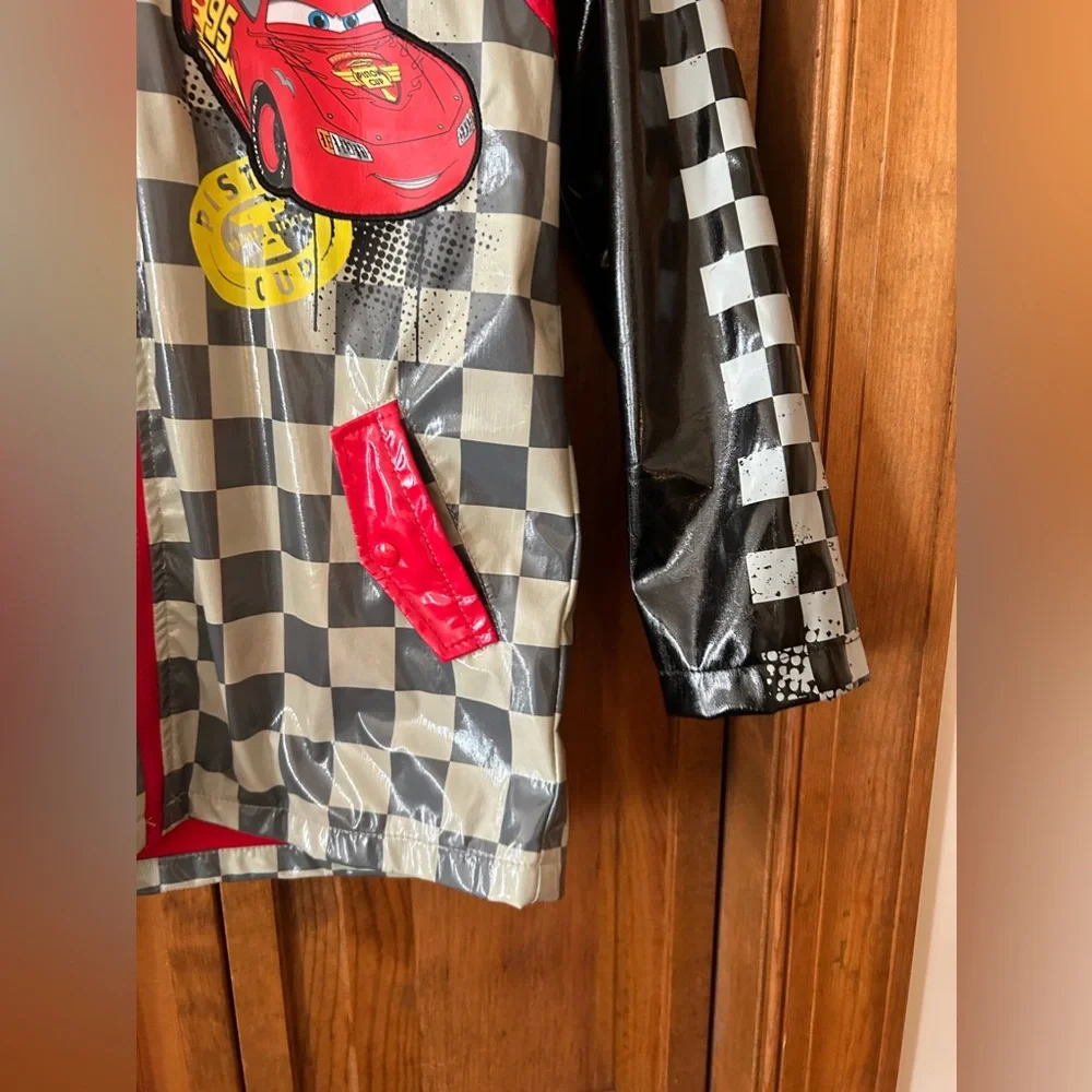 Disney/Pixar Boy’s Cars, Grey, Checked Lightning McQueen Raincoat, Approx. Sz M